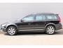 Volvo XC70 2.0 T5 FWD Dynamic Edition| Lederen Sportstoelen | Lichtmetalen Velgen 17" | Navigatiesysteem Full Map + Hard Disk | Electronic Climate Controle | Elektrisch Bedienbare Achterklep | Elektrische Ramen Voor En Achter |