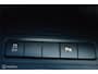 Volkswagen Golf 1.6 TDI Highline Trekhaak PDC Bluetooth Stoelverwarming