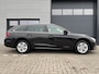 Skoda Octavia Combi 1.0 TSI Business Edition ✓Virtual Cockpit ✓Full LED ✓Navigatie ✓Camera ✓Apple Carplay & Android Auto ✓Sfeerverlichting ✓Stoelverwarming ✓Keyless ✓Climate ✓Cruise ✓Parkeersensoren ✓Lichtmetaal