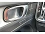 Volvo XC40 1.5 T5 Recharge R-Design | Harman Kardon Speakers | 360° Camera | Panorama Dak | Adaptief Cruise Control | Dode Hoek Detectie | Stoel + Stuurverwarming |