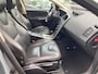 Volvo XC60 3.0 T6 AWD Momentum LEER / NAVI / YOUNGTIMER