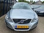 Volvo XC60 3.0 T6 AWD Momentum LEER / NAVI / YOUNGTIMER