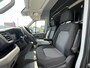 Volkswagen Crafter 35 2.0 TDI L3H3 Highline 140 Pk Automaat | Trekhaakvoorbereiding | App-Connect | 3 Zits