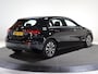 Mercedes-Benz A-klasse 180 Star Edition | Widescreen | Achteruitrijcamera | Led-koplampen | Parkeer assistent | Stoelverwarming |
