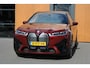 BMW iX xDrive40 77kWh Sport pakket | Pano | Trekhaak | Massage