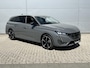 Peugeot e-308 SW GT EV 54 kWh | 360 Camera | Keyless entry | Verwarmde voorruit | Adaptieve Cruise-Control | Navigatie | Apple Carplay/Android Auto