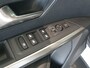 Peugeot 5008 1.2 Hybrid 136 Allure | 360 graden camera | Navigatie | 7 stoelen