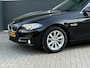 BMW 5-Serie Touring 520d Luxury Edition Panoramadak Sportstoelen Super mooie auto