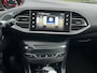 Peugeot 308 SW 1.2 PureTech Blue Lease Premium 2e eigenaar dealer onderhouden massage achteruit camera stoelverwarming panorama