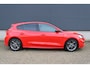 Ford Focus 125pk ST Line Business I Adaptive Cruise Control I Camera Achter I Climate Control I Navigatie I Apple Carplay/Android Auto