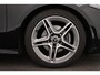 Mercedes-Benz A-klasse 200 Business Solution AMG(NL-auto, 1e eig, Dealer onderhoud, Panorama, Navi, Camera, StoelV, Etc)