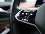 Volkswagen ID.5 Pro 77 kWh | NAVIGATIE | STOELVERWARMING | STUURWIEL VERWARMING | ACHTERUITRIJCAMERA | APPLE CARPLAY / ANDROID AUTO | WEGKLAPBARE TREKHAAK | ADAPTIVE CRUISE CONTROL | LANE ASSIST | LED KOPLAMPEN |