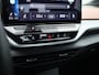 Volkswagen ID.5 Pro 77 kWh | NAVIGATIE | STOELVERWARMING | STUURWIEL VERWARMING | ACHTERUITRIJCAMERA | APPLE CARPLAY / ANDROID AUTO | WEGKLAPBARE TREKHAAK | ADAPTIVE CRUISE CONTROL | LANE ASSIST | LED KOPLAMPEN |