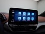 Volkswagen ID.5 Pro 77 kWh | NAVIGATIE | STOELVERWARMING | STUURWIEL VERWARMING | ACHTERUITRIJCAMERA | APPLE CARPLAY / ANDROID AUTO | WEGKLAPBARE TREKHAAK | ADAPTIVE CRUISE CONTROL | LANE ASSIST | LED KOPLAMPEN |