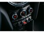 MINI Cooper 3-Deurs Aut. | Chili Business | Sportstoelen | 17" LM Velgen | LED | Climate Control | Cruise Control | Dealeronderhouden |