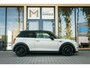 MINI Cooper 3-Deurs Aut. | Chili Business | Sportstoelen | 17" LM Velgen | LED | Climate Control | Cruise Control | Dealeronderhouden |