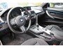 BMW 3-Serie Touring 318i M Sport Edition Aut. - NAVI GROOT - ADAP LED - PDC+CAMERA - ELEK KOFFERKLEP - DEALER OH - PERFECT!