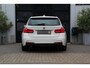 BMW 3-Serie Touring 318i M Sport Edition Aut. - NAVI GROOT - ADAP LED - PDC+CAMERA - ELEK KOFFERKLEP - DEALER OH - PERFECT!