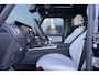 Mercedes-Benz G-klasse G 63 AMG Automaat | Nightpakket | Winterpakket | Techniekpakket | Distronic+ | Panoramadak | Airmatic | Premium Audio | Sfeerverlichting | Keyless-Go