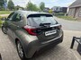 Toyota Yaris 1.5 Hybrid Dynamic/LMV/STOEL-EN STUURVERWARMING/CARPLAY/KEYLESS ENTRY