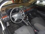Toyota Avensis Wagon 2.0 VVTi Linea Sol
