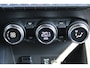 Renault Captur 1.6 E-Tech Plug-in Hybrid 160 Rive Gauche l AUTOMAAT l AFNEEMBARE TREKHAAK l Volledige onderhoudshistorie bekend