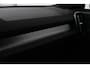 Volvo XC40 1.5 T3 R-Design | Stoel & stuurverwarming | Trekhaak | Camera | Navigatie | Achterbankverwarming | Leder/Alcantara | Full LED