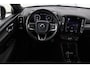 Volvo XC40 1.5 T3 R-Design | Stoel & stuurverwarming | Trekhaak | Camera | Navigatie | Achterbankverwarming | Leder/Alcantara | Full LED