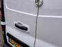 Opel Vivaro 1.6 CDTI L2H1 126pk Airco Cruise controle Trekhaak 2000kg Schuifdeur Parkeerhulp achter Kastinrichting Imperiaal Bluetooth telefoon voorbereiding Schuifdeur 3-Persoons 1e eigenaar Euro 6