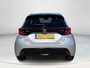 Toyota Yaris 1.5 Hybrid Executive | Panoramadak | JBL audio | Parkeersensoren | 17 inch glanzend zwarte velgen |