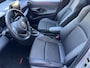 Toyota Yaris 1.5 Hybrid Executive | Panoramadak | JBL audio | Parkeersensoren | 17 inch glanzend zwarte velgen |