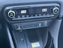 Toyota Yaris 1.5 Hybrid Executive | Panoramadak | JBL audio | Parkeersensoren | 17 inch glanzend zwarte velgen |