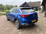 Volkswagen T-Roc 1.5 TSI Style Business , CAMERA , NAVIGATIE , LED , 18 INCH LM .