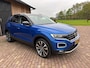 Volkswagen T-Roc 1.5 TSI Style Business , CAMERA , NAVIGATIE , LED , 18 INCH LM .