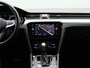 Volkswagen Passat Variant 1.5 TSI Business | Navi | Adaptive Cruise | Camera | PDC V+A | Keyless Go&Entry | LED | Virtual Cockpit | 12 Maand BOVAG Garantie! |