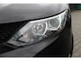 Nissan Qashqai 1.5 dCi Connect Edition | Trekhaak | Panorama dak | Parkeersensoren V/A | Cruise control | Navigatie | 360° camera | DAB | Lichtmetalen velgen 18"