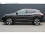 Nissan Qashqai 1.5 dCi Connect Edition | Trekhaak | Panorama dak | Parkeersensoren V/A | Cruise control | Navigatie | 360° camera | DAB | Lichtmetalen velgen 18"