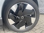 Volvo EX30 Twin Motor Performance Ultra 69 kWh | Trekhaak inklapbaar | Extra getint glas | Stoel en stuurverwarming | Harman Kardon audio | 360 Camera | Panoramadak