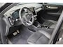 Volvo XC40 1.5 T5 263pk Recharge R-Design Automaat | Trekhaak | Achteruitrijcamera | Stoelverwarming | Stuurverwarming