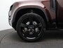 Land Rover Defender 110 2.0 P300e 110 Sedona Edition | Elektrische trekhaak | Urban achterspoiler | Spatlappen | Cold Climate Pack | Sedona Red Pack