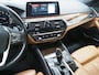 BMW 5-Serie Touring 530i High Executive | Head Up | Leder | Keyless | Camera | Trekhaak