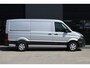 Volkswagen Crafter 35 2.0 TDI L3H2 177pk - Facelift - Navigatie - LED - Geveerde stoel - Virtual cockpit - Camera - Verwarmd stuur - Stoelverwarming - Rijklaar