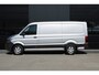 Volkswagen Crafter 35 2.0 TDI L3H2 177pk - Facelift - Navigatie - LED - Geveerde stoel - Virtual cockpit - Camera - Verwarmd stuur - Stoelverwarming - Rijklaar