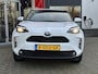 Toyota Yaris Cross 1.5 Hybrid PARKEERCAMERA ADAPTIVE CRUISE CLIMA LM-VELGEN