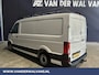 Volkswagen Crafter 2.0 TDI 140 pk L3H2 L2H1 Euro6 Airco | Camera | Navigatie | 3000kg Trekhaak | Imperiaal Apple Carplay, Android Auto, Parkeersensoren, Bijrijdersbank