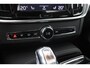 Volvo V90 T8 AWD Momentum | Luchtvering Achter | ACC | Head-Up | Panoramadak | Stoel+Stuurverwarming | 360° Camera | Trekhaak