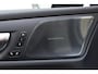 Volvo V60 T6 350PK AWD Ultra Dark / Navigatie / Adaptieve Cruisecontrol / Elektrische Stoelen / Harman Kardon / LM Velgen / Trekhaak /