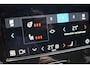 Volvo EX40 252PK Single Motor Extended Range Plus / Navigatie / 360 Camera / Stuur-Stoelverwarming / Adaptieve Cruisecontrol / LM Velgen / Trekhaak /
