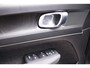 Volvo EX40 252PK Single Motor Extended Range Plus / Navigatie / 360 Camera / Stuur-Stoelverwarming / Adaptieve Cruisecontrol / LM Velgen / Trekhaak /
