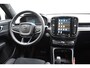 Volvo EX40 252PK Single Motor Extended Range Plus / Navigatie / 360 Camera / Stuur-Stoelverwarming / Adaptieve Cruisecontrol / LM Velgen / Trekhaak /